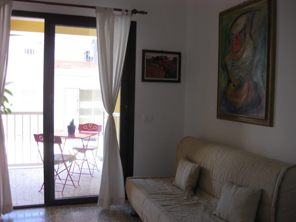 Casa Vacanze Le Rose Marina di Ragusa Habitación foto